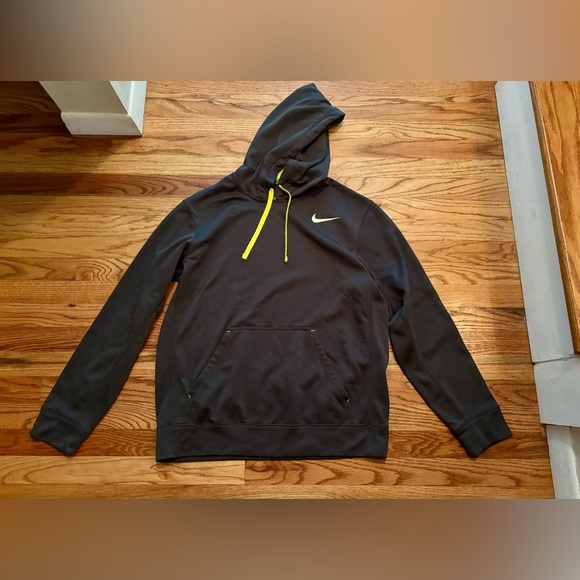 Nike THERMA-Fit Hoodie Medium. Gray with Neon Yellow accents - Picture 1 of 10